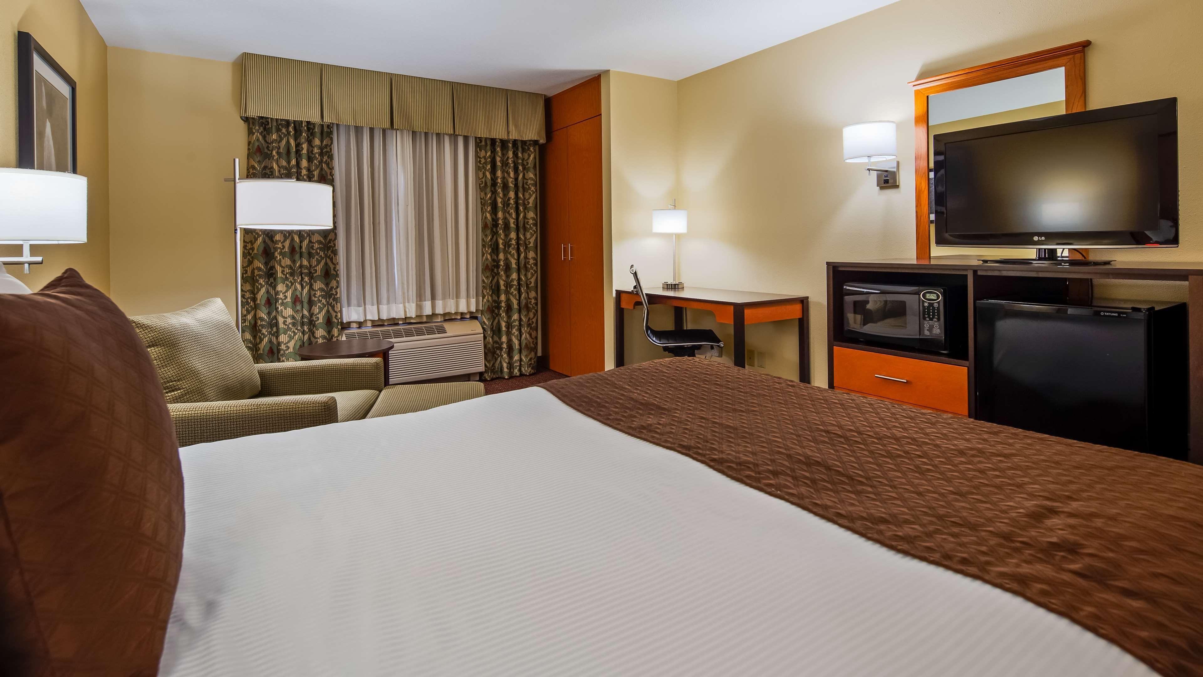 Best Western Cascade Inn & Suites Troutdale Esterno foto