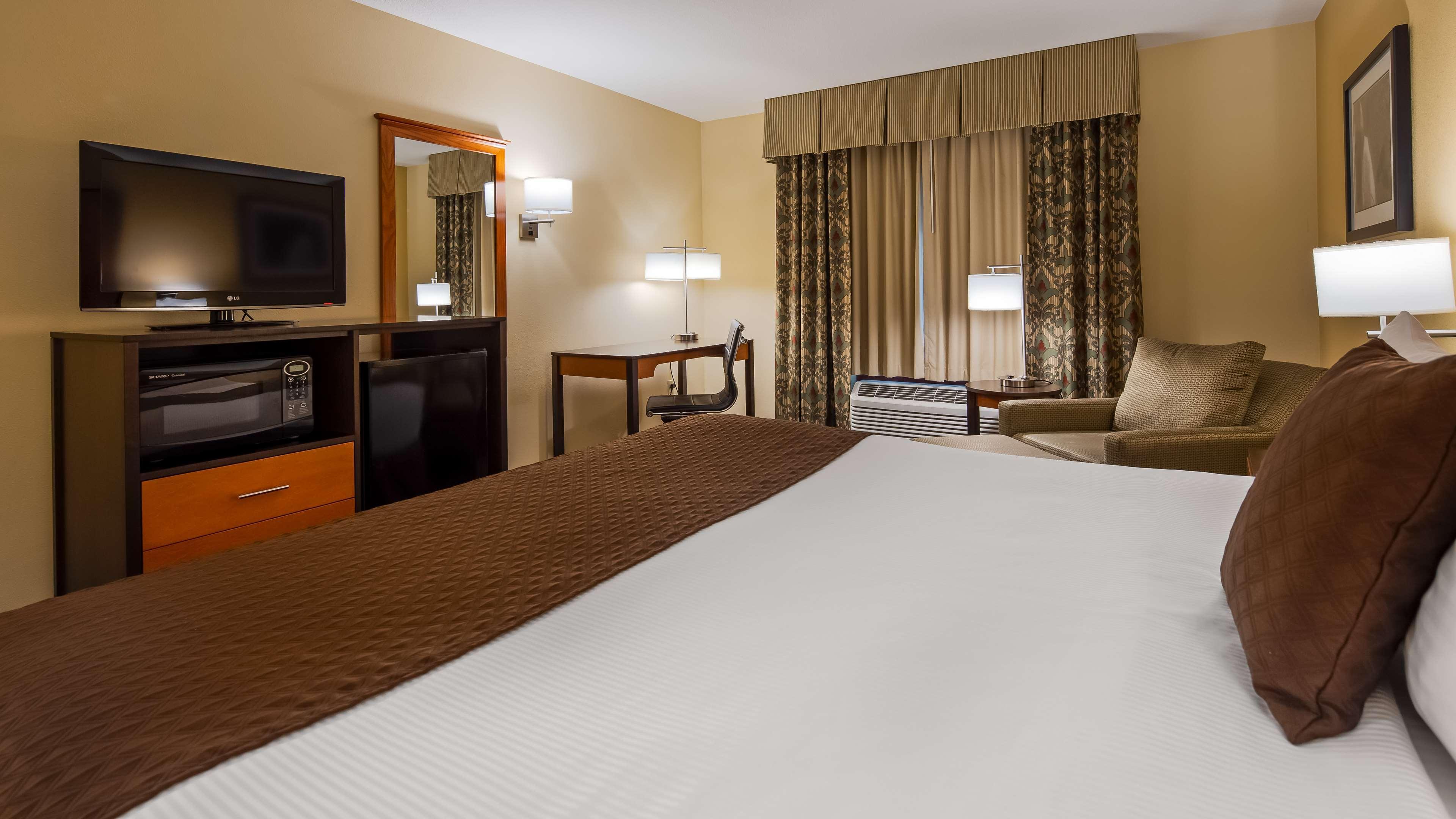 Best Western Cascade Inn & Suites Troutdale Esterno foto