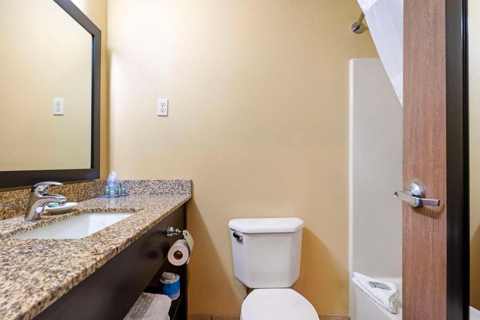 Best Western Cascade Inn & Suites Troutdale Esterno foto