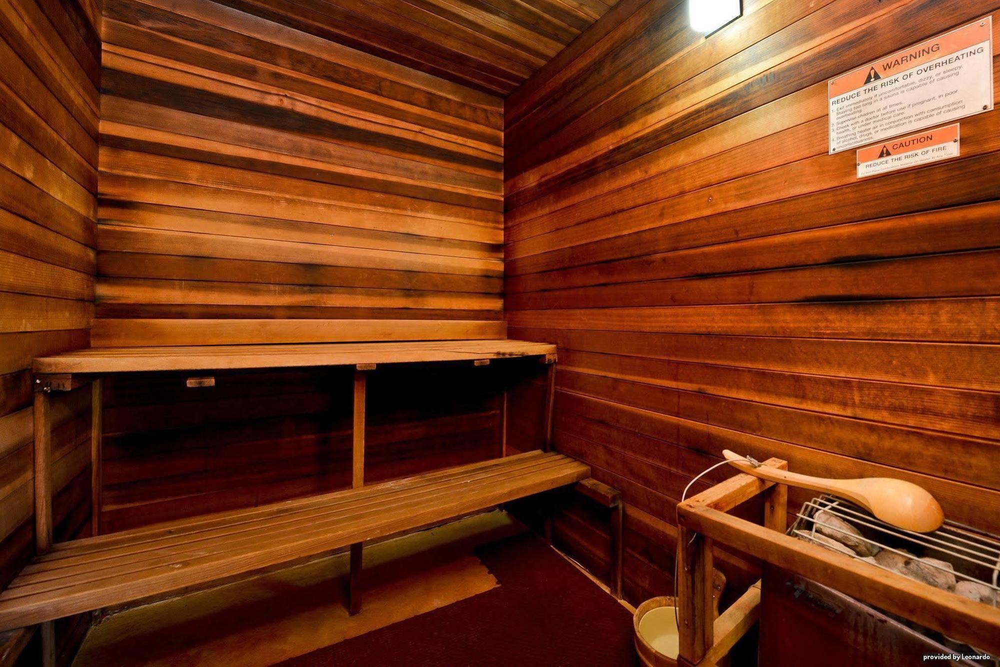 Best Western Cascade Inn & Suites Troutdale Esterno foto