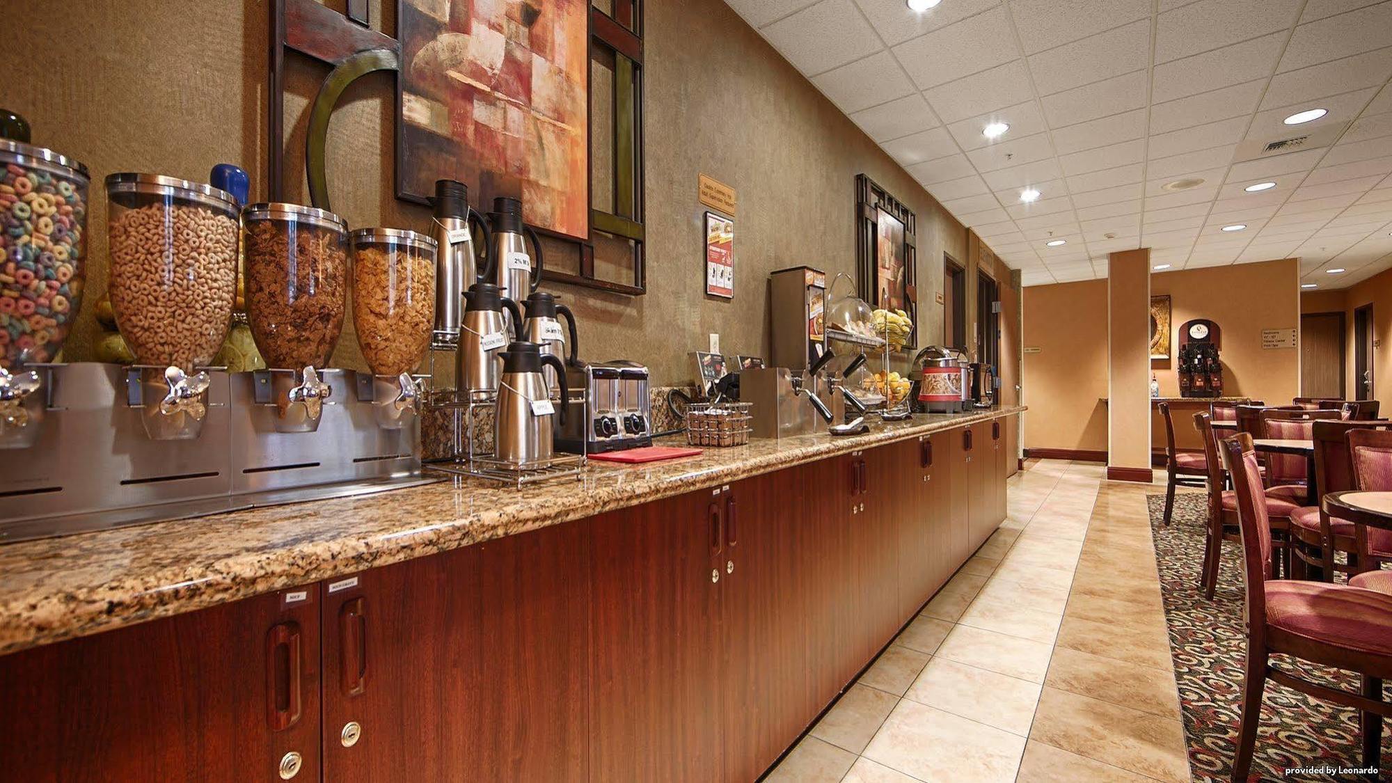 Best Western Cascade Inn & Suites Troutdale Esterno foto