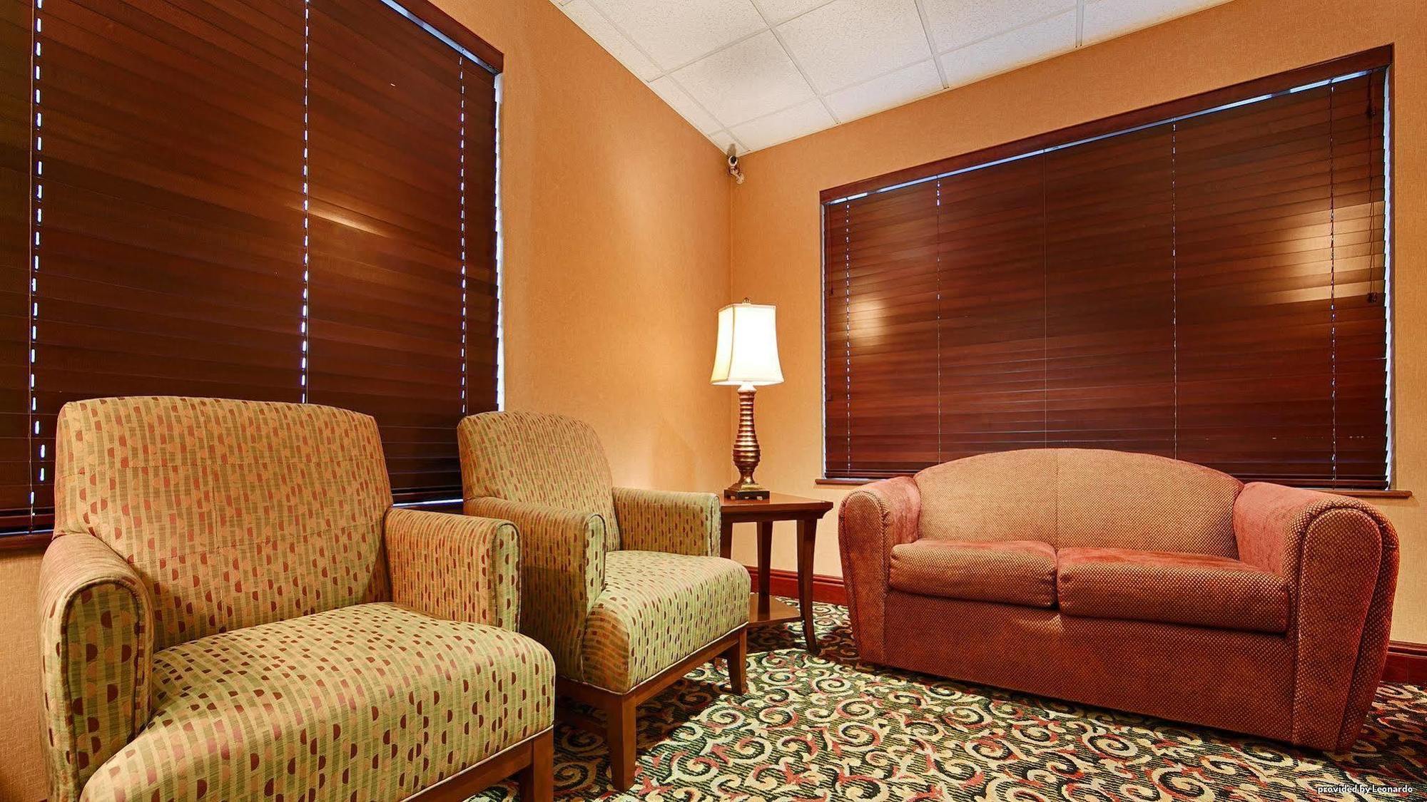 Best Western Cascade Inn & Suites Troutdale Esterno foto