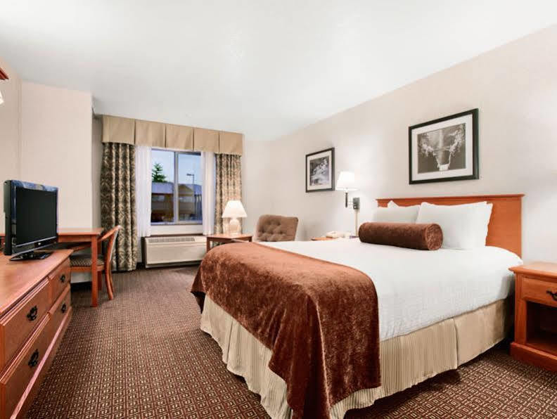 Best Western Cascade Inn & Suites Troutdale Esterno foto